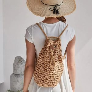 Sac à dos en paille chic