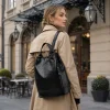 S0d048269e3a847cbbed04345eb7a33c6H.webp Sac à dos pour femme en cuir noir