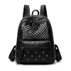 Sac à dos punk pour femme en similicuir