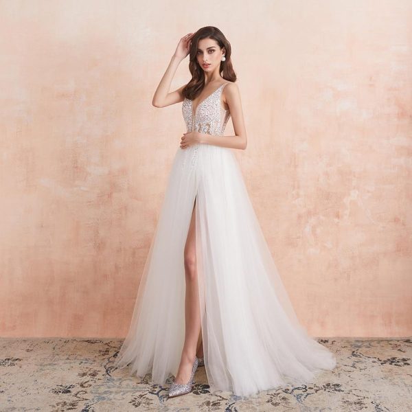 femme-avec-robe-corset-tranparente-mariage.jpg Robe de Mariée <br> Corset Transparent