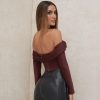 femme-avec-un-Corset-bustier-satin.jpg Corset Bustier Satin