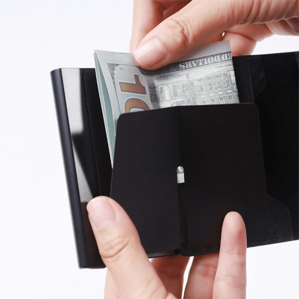 porte-cartes-anti-rfid-slim-protection-bancaire-3127195.png Porte-Cartes Anti-RFID Slim — Protection Bancaire
