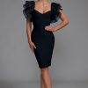 robe-corset-noir-mariage-avec-manches-tulles.png Robe Corset <br> la mariée en Noir