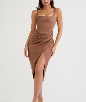 robe-longue-avec-corset.jpg Robe Longue Avec Corset