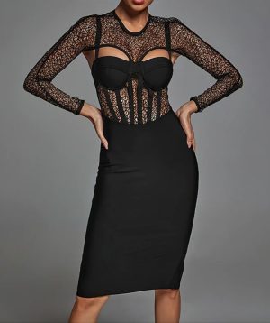 robe-noir-a-corset-maille.jpg Robe Noire à Corset Maille
