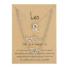 Bijoux d'anniversaire présentés sur carte