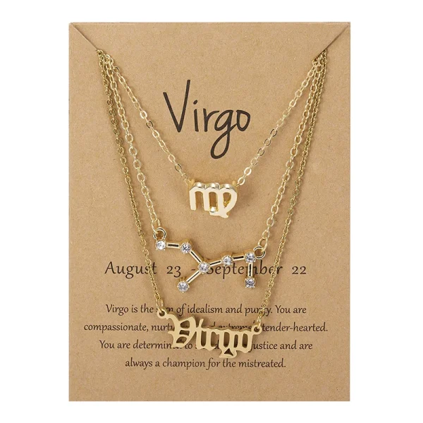 Bijoux d'anniversaire présentés sur carte