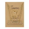 Bijoux d'anniversaire présentés sur carte