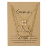 Bijoux d'anniversaire présentés sur carte