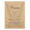 Bijoux d'anniversaire présentés sur carte