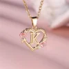 Collier avec pendentif lettre (A-Z) et motif floral