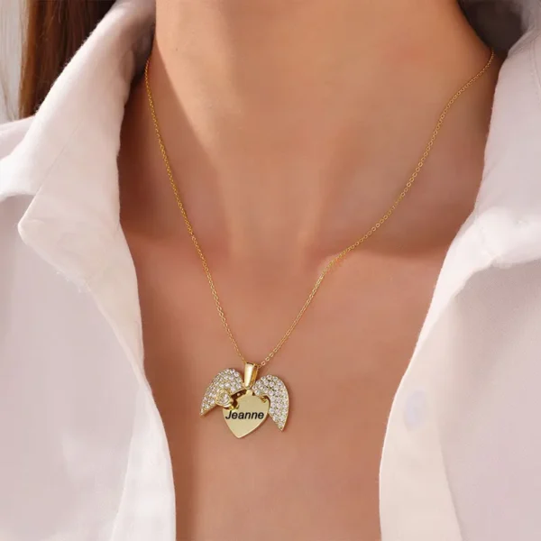 Collier avec pendentif cœur et texte personnalisé