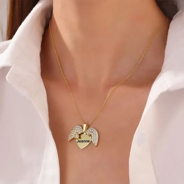 Collier avec pendentif cœur et texte personnalisé