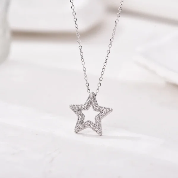 Collier tendance pour femme