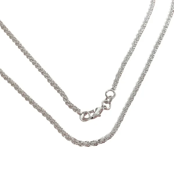 Nouveau collier tendance en argent