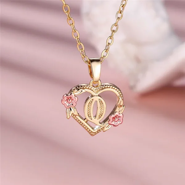 Collier avec pendentif lettre (A-Z) et motif floral