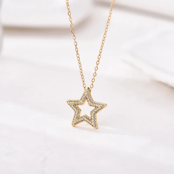 Collier tendance pour femme