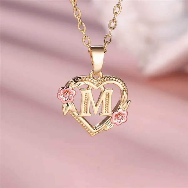 Collier avec pendentif lettre (A-Z) et motif floral
